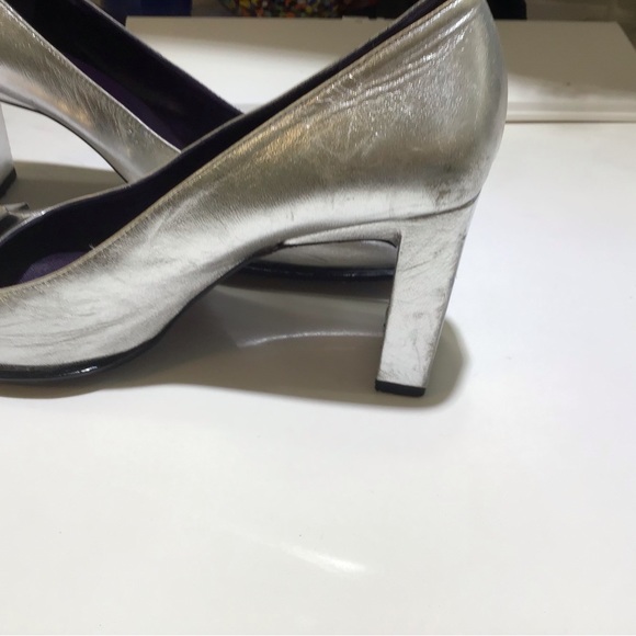 FENDI silver heels with diamond studded Logo - Picture 8 of 9